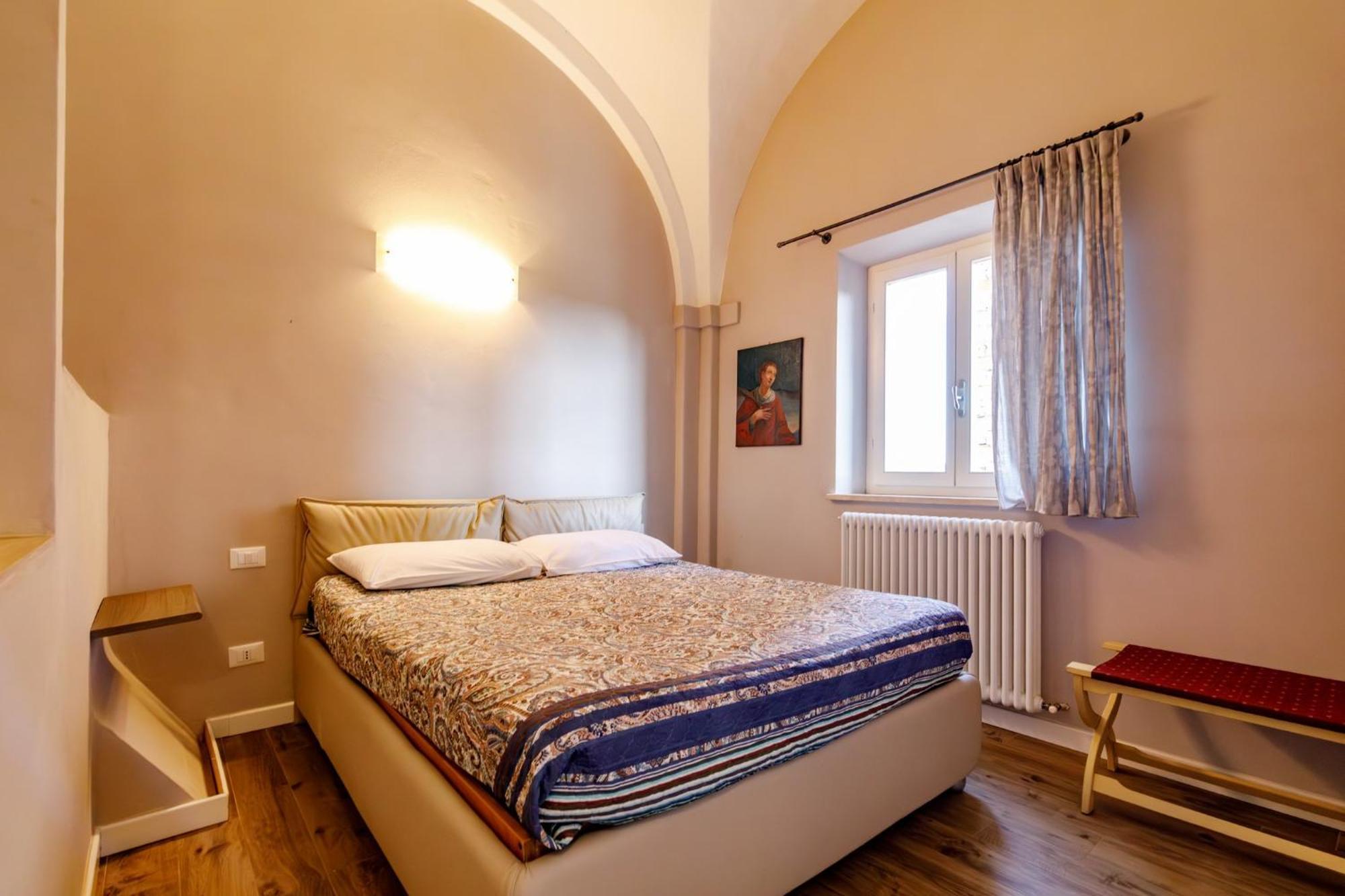 Porta Romana Elegant Apartments With Private Parking! เซียนา ภายนอก รูปภาพ